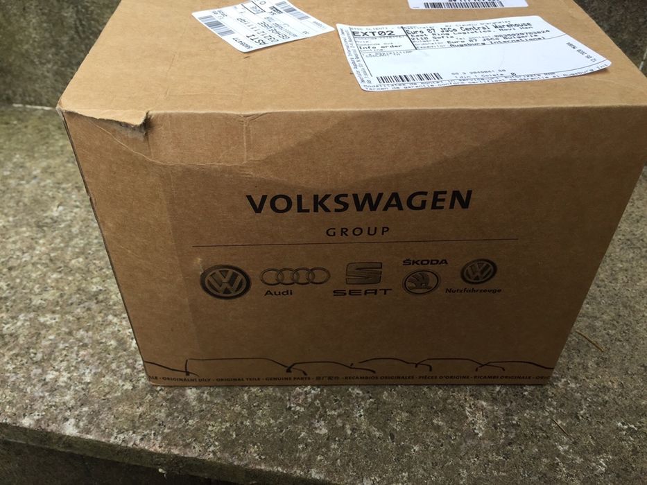 Термоста + корпус VW POLO 1,4 Оригинален