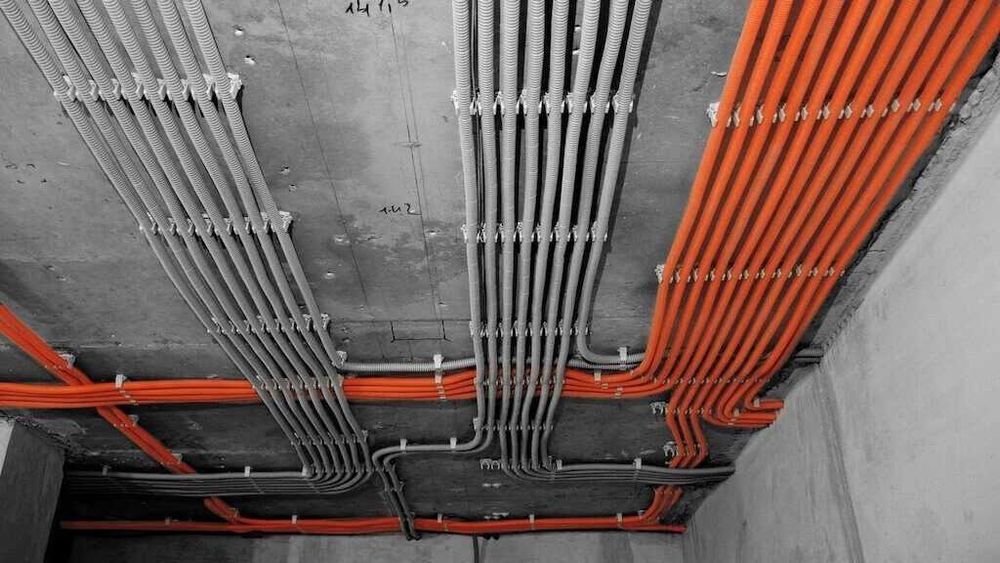 Electrician Iași – Comercial (birouri, magazine, hale, imobiliare)