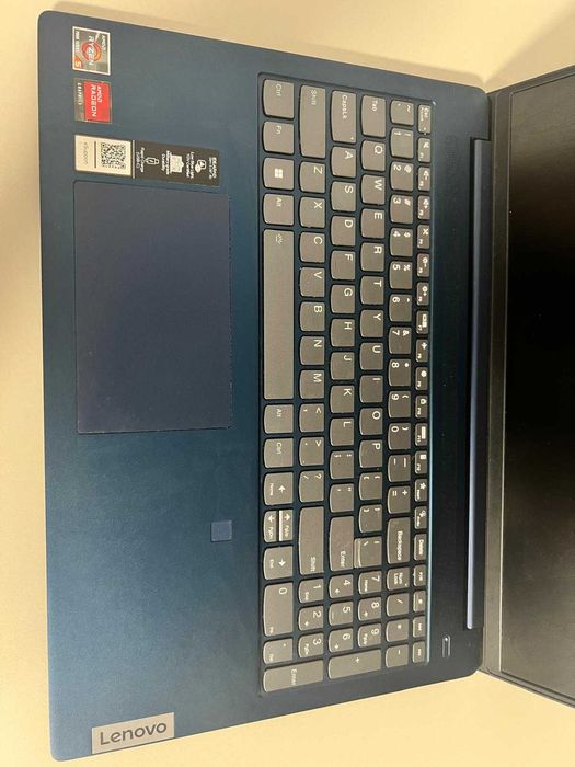 Lenovo IDEAPAD Slim 5 performant, 2 ani de utilizare ușoară