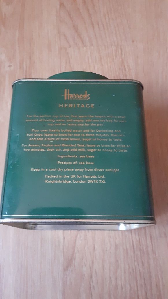 HARRODS - Cutie de ceai , de colecție- din tablă