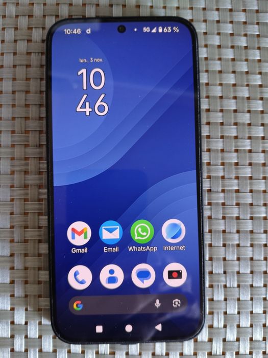 Smartphone NOTHING PHONE 2a, 5G,dual SIM, Negru,128/8Gb,impecabil,nou.