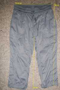 Pantaloni 3/4 The North Face. Marimea M-Women.