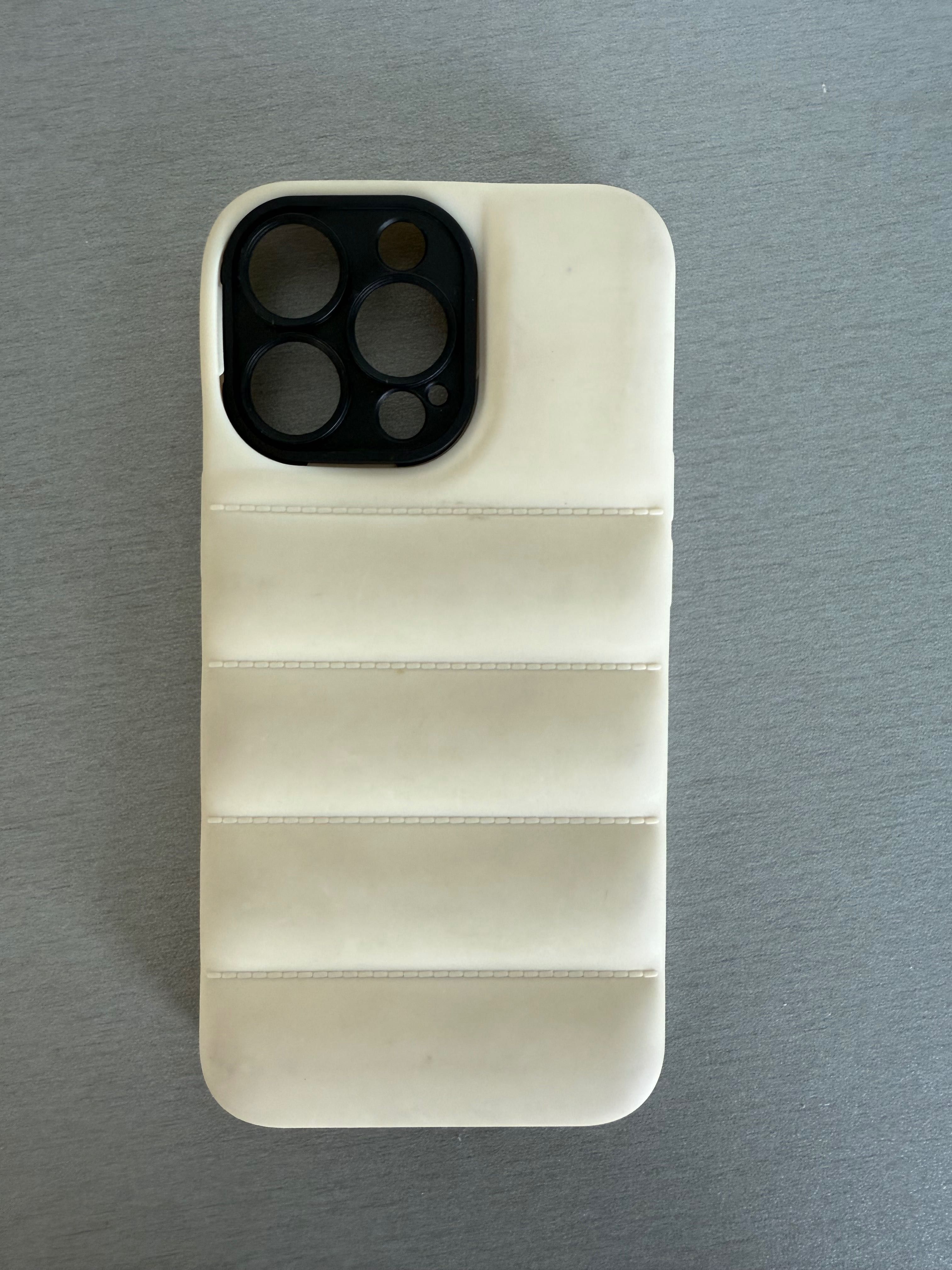 Кейс iPhone 13 Pro