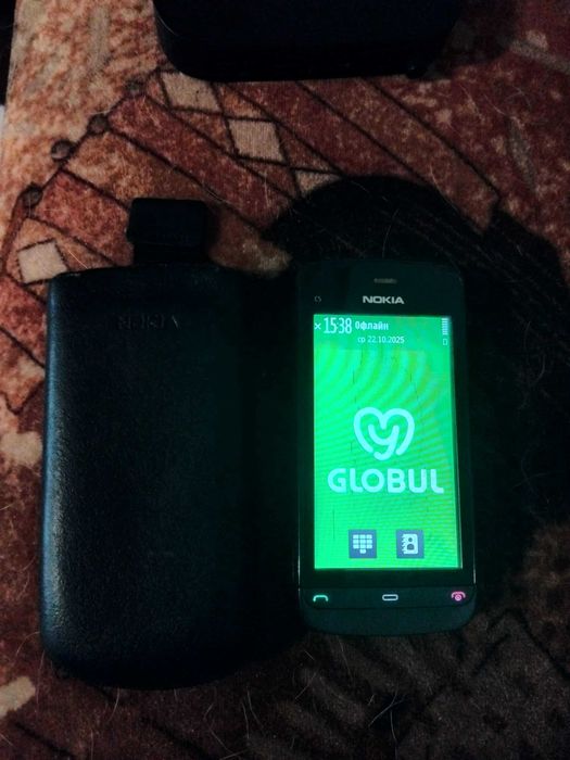 Nokia C5  с калъф