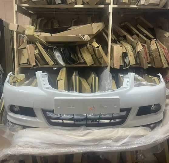 Бампер передний Nissan Almera G15 в цвет
