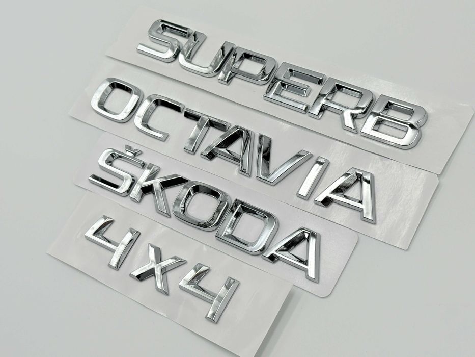 Emblema Compatibila Skoda/Octavia/Superb/4x4 crom spate