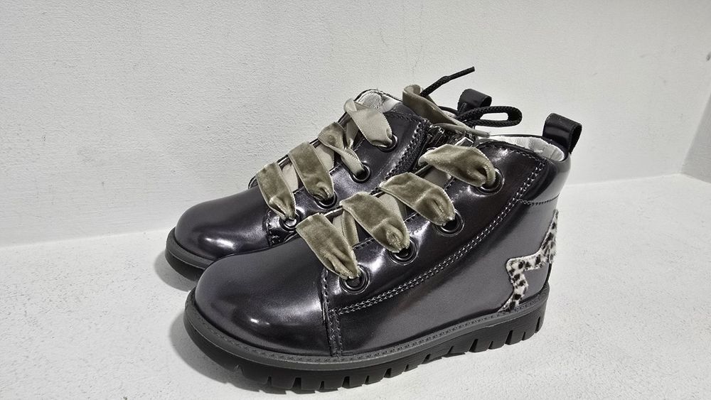 Primigi боти нови