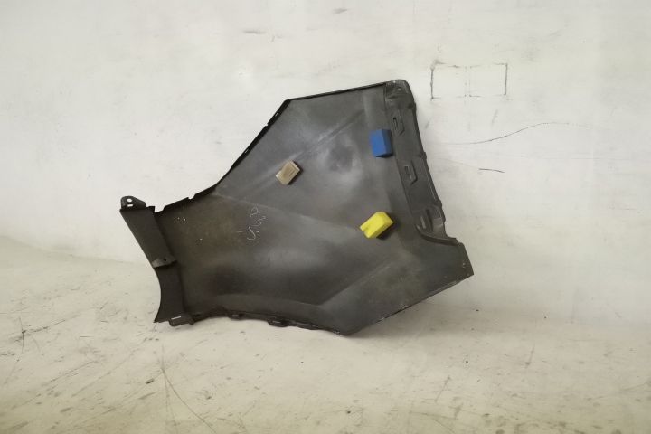 Ляв флапс / Flaps за задна броня, оригинален, в добро състояние Toyota