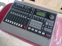 V/S Roland VS-880 + VS8F-1 (fara hdd)