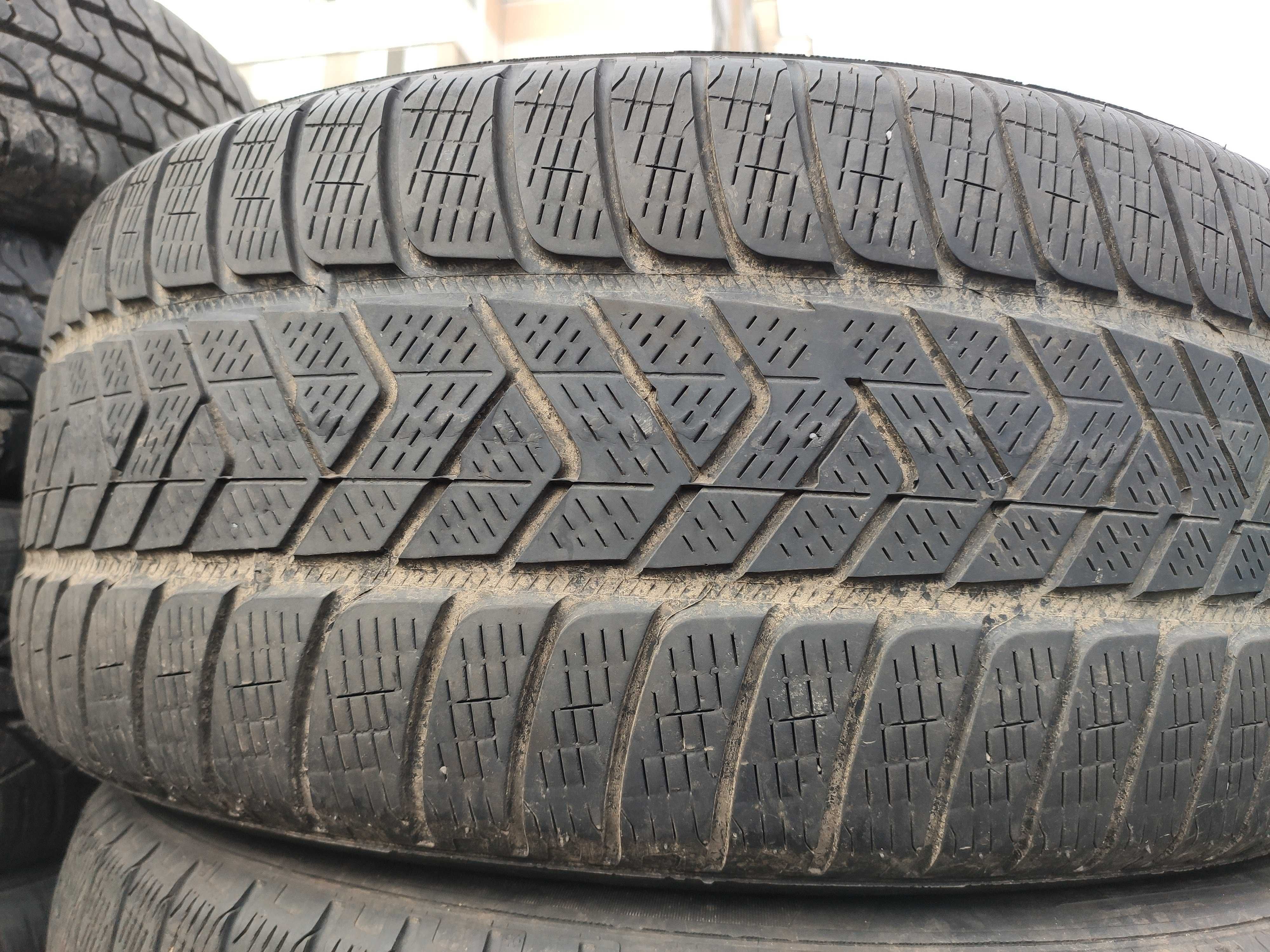 4бр Зимни гуми 255 45 20 - Pirelli