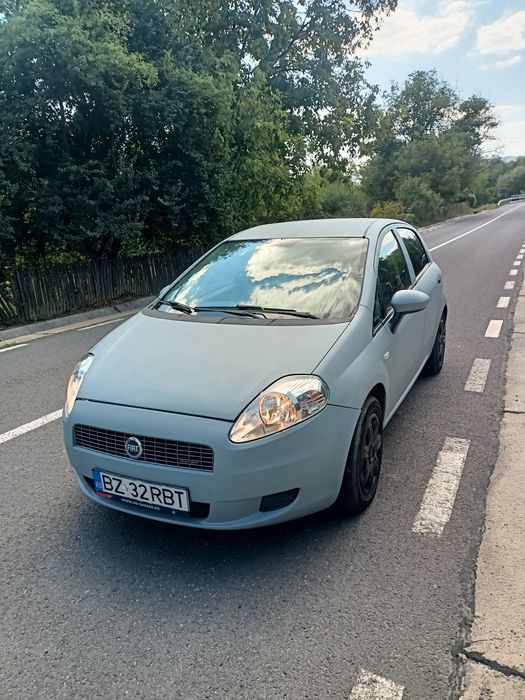 Vând Fiat grande punto
