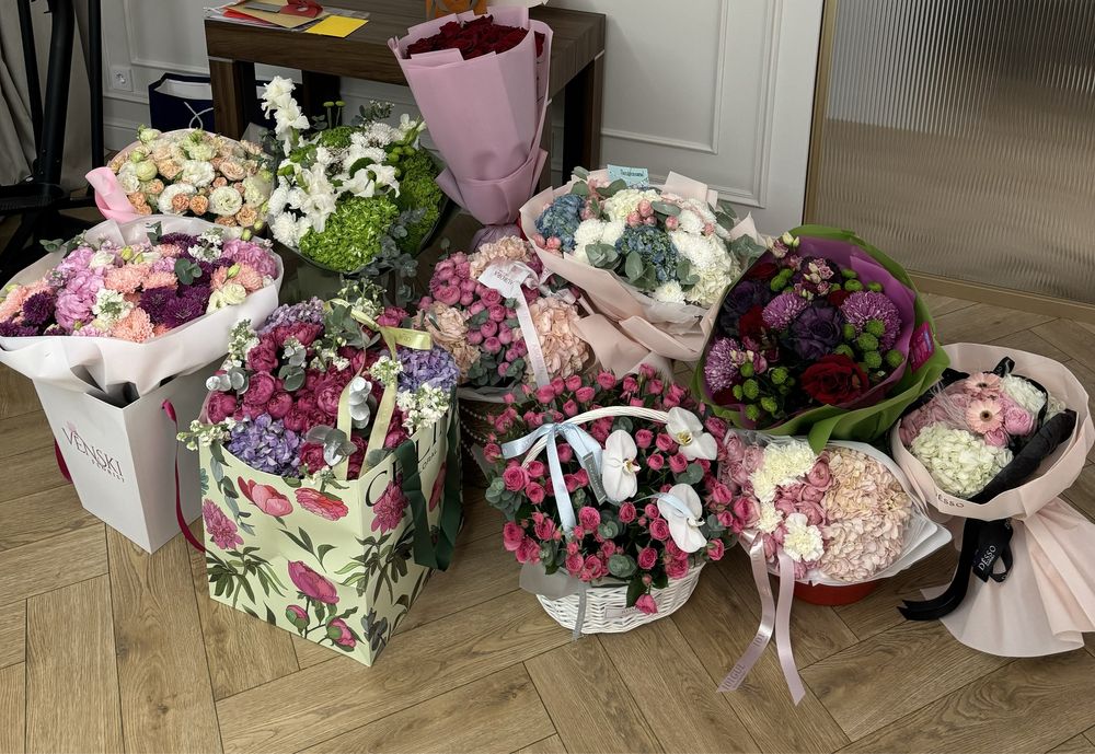 Продам букеты, цветы