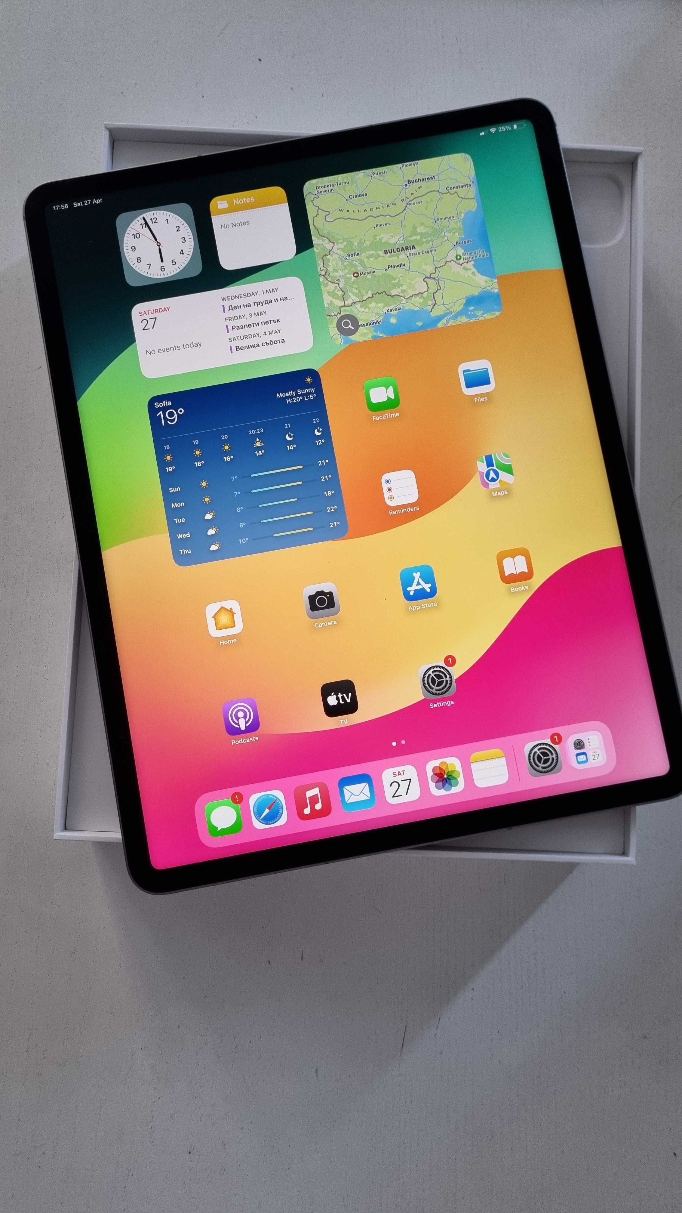 iPad Pro 12.9" 256GB 6th generation + Cellular + Magic keyboard