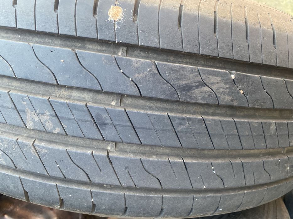 Vand 4 anvelope,marca Godyear,dot 2022