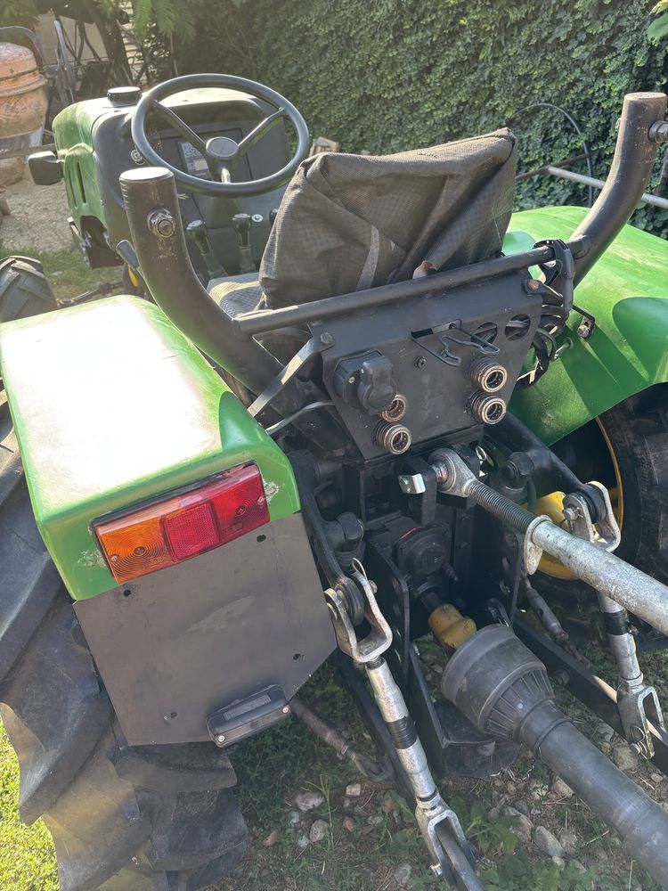 Tractor Ferrari DT 40
