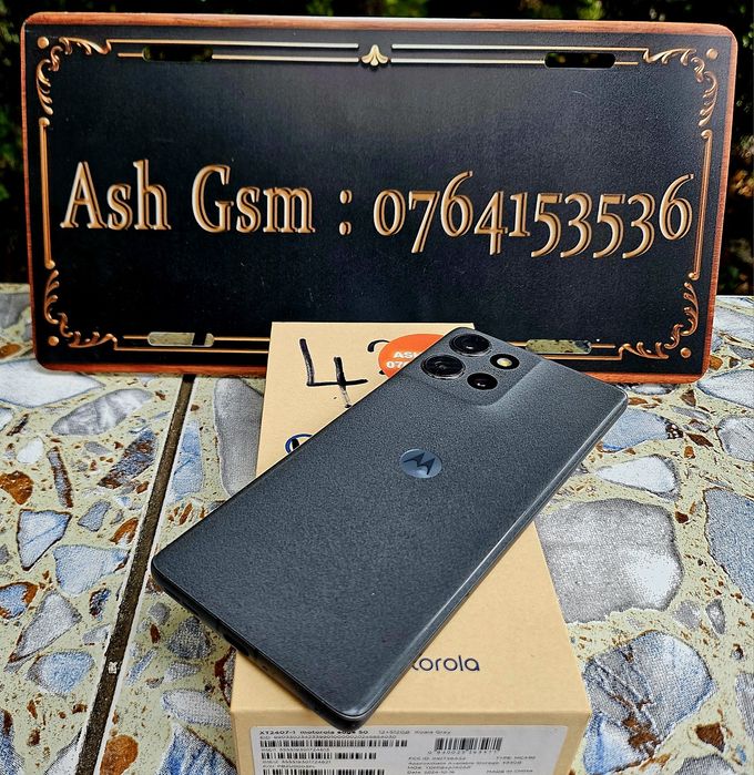 Motorola Edge 50 512Gb cu 12Gb ram