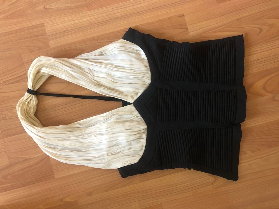 Стилен потник с гол гръб Bl!P