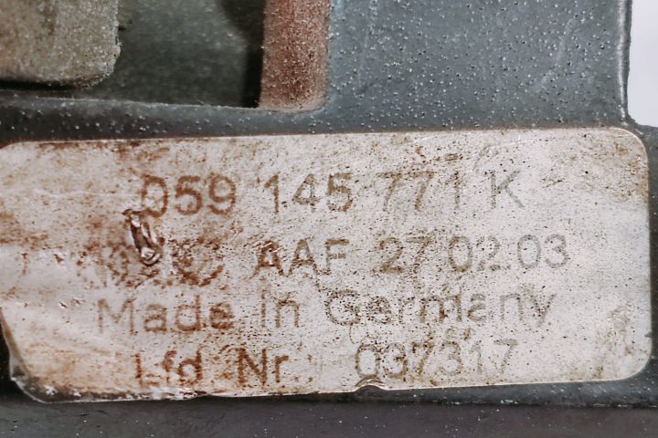 Conducta tur ulei turbo cu senzori 059145771K Skoda Superb prima gene