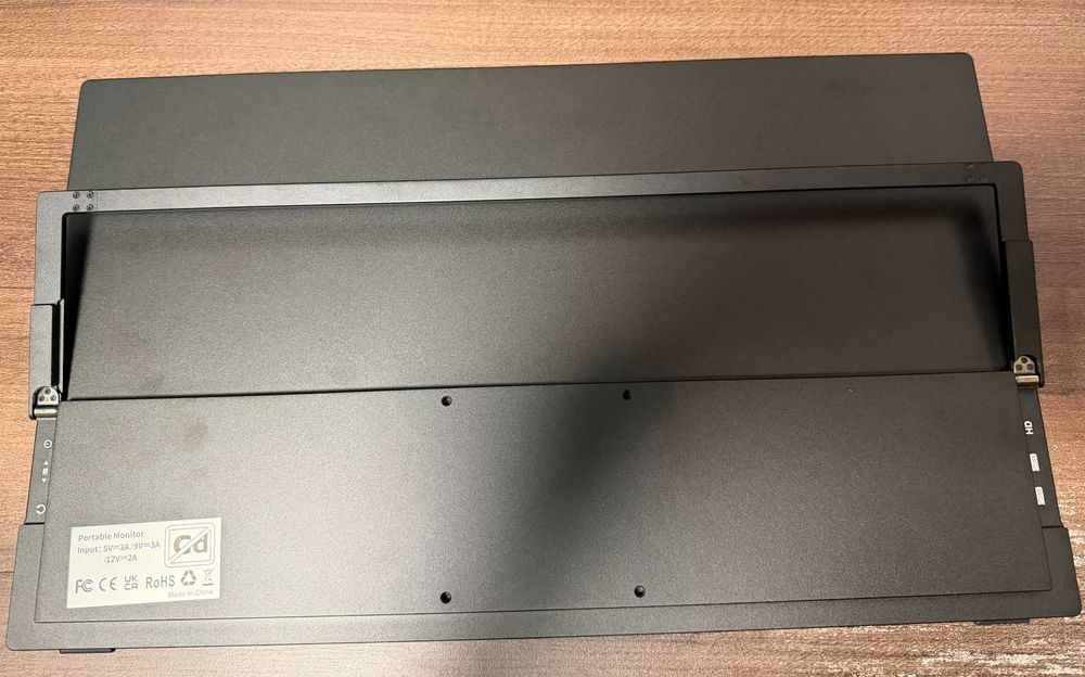 Преносим монитор UPERFECT 18.5 инча 1920x1080p 120Hz Touchscreen