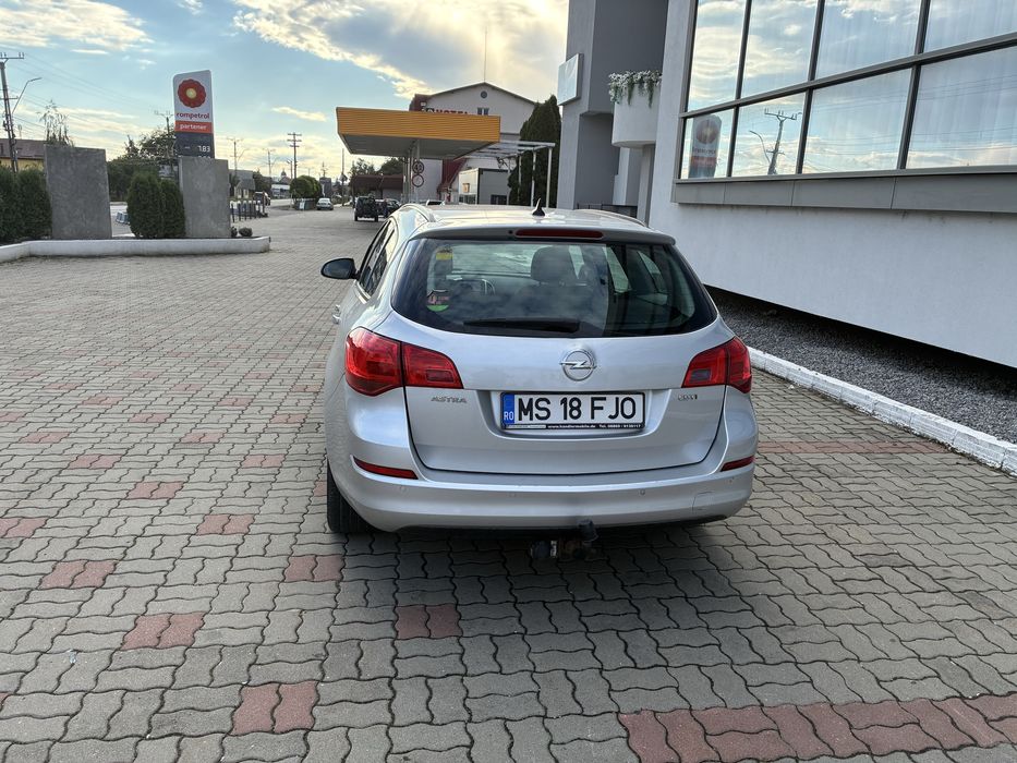 Opel Astra J -12.2010, Euro 5 Sports Tourer 1.7cdti