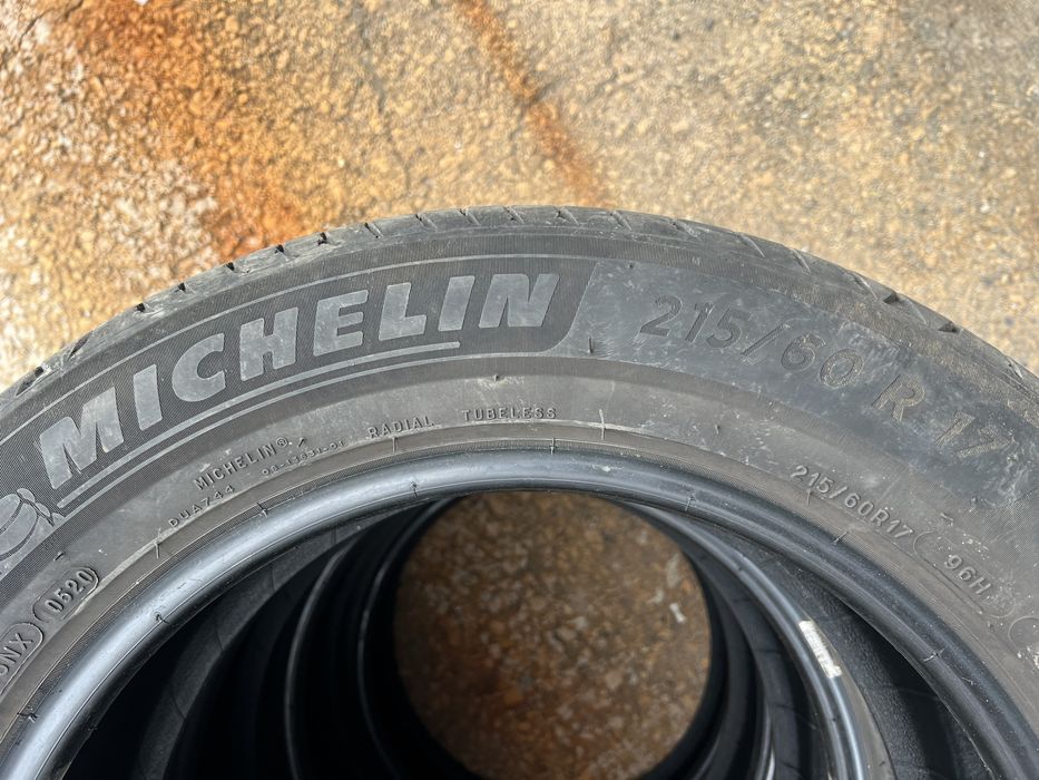 Michelin 215/60/17
