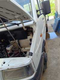 Motor Iveco daily 35 8  2,5d