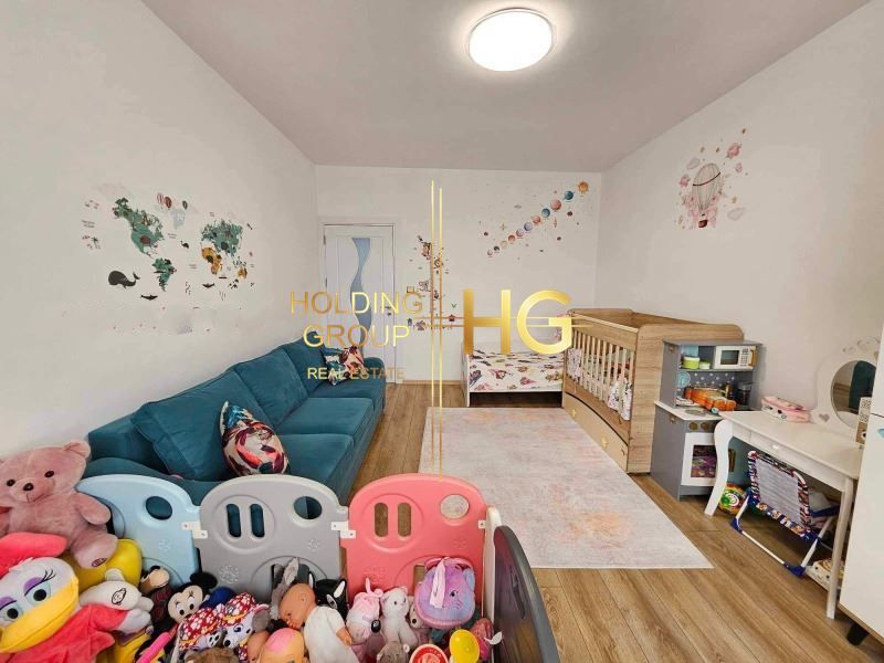 Продава се Четиристаен апартамент в Варна, Трошево - 103 кв.м за 2057 €/кв.м - Снимка #10