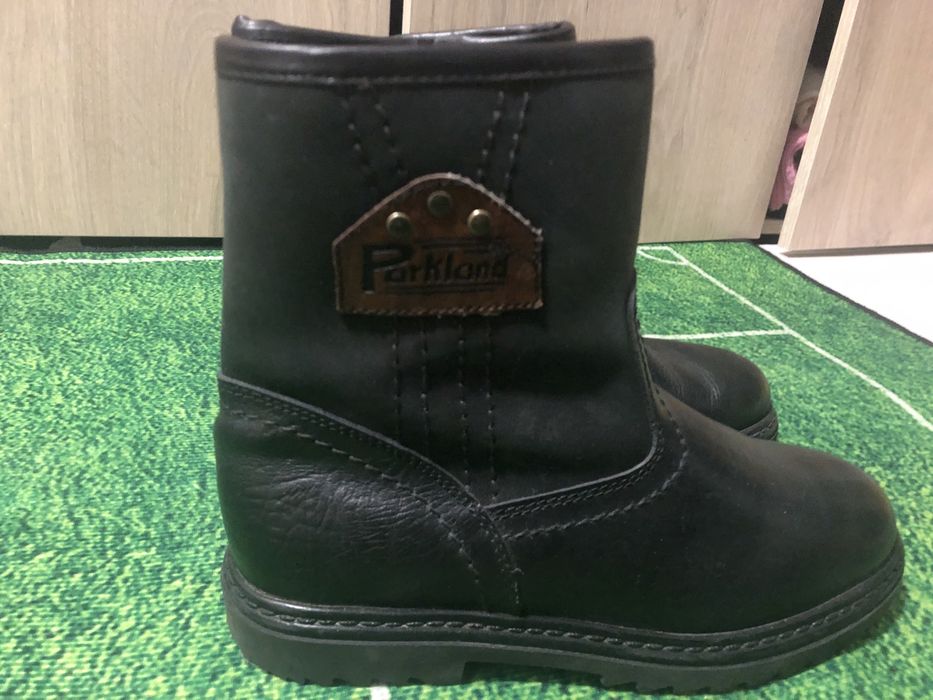 Боти 38номер кожени мн дебели