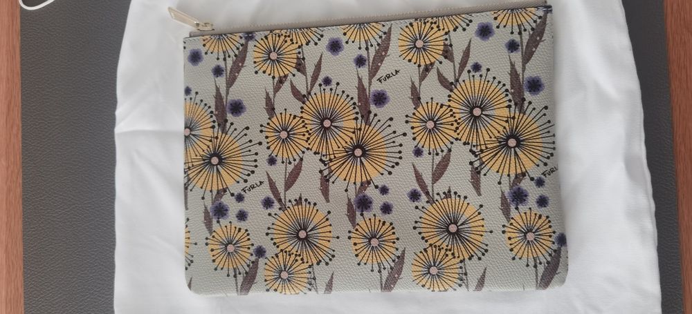 Малка чанта FURLA