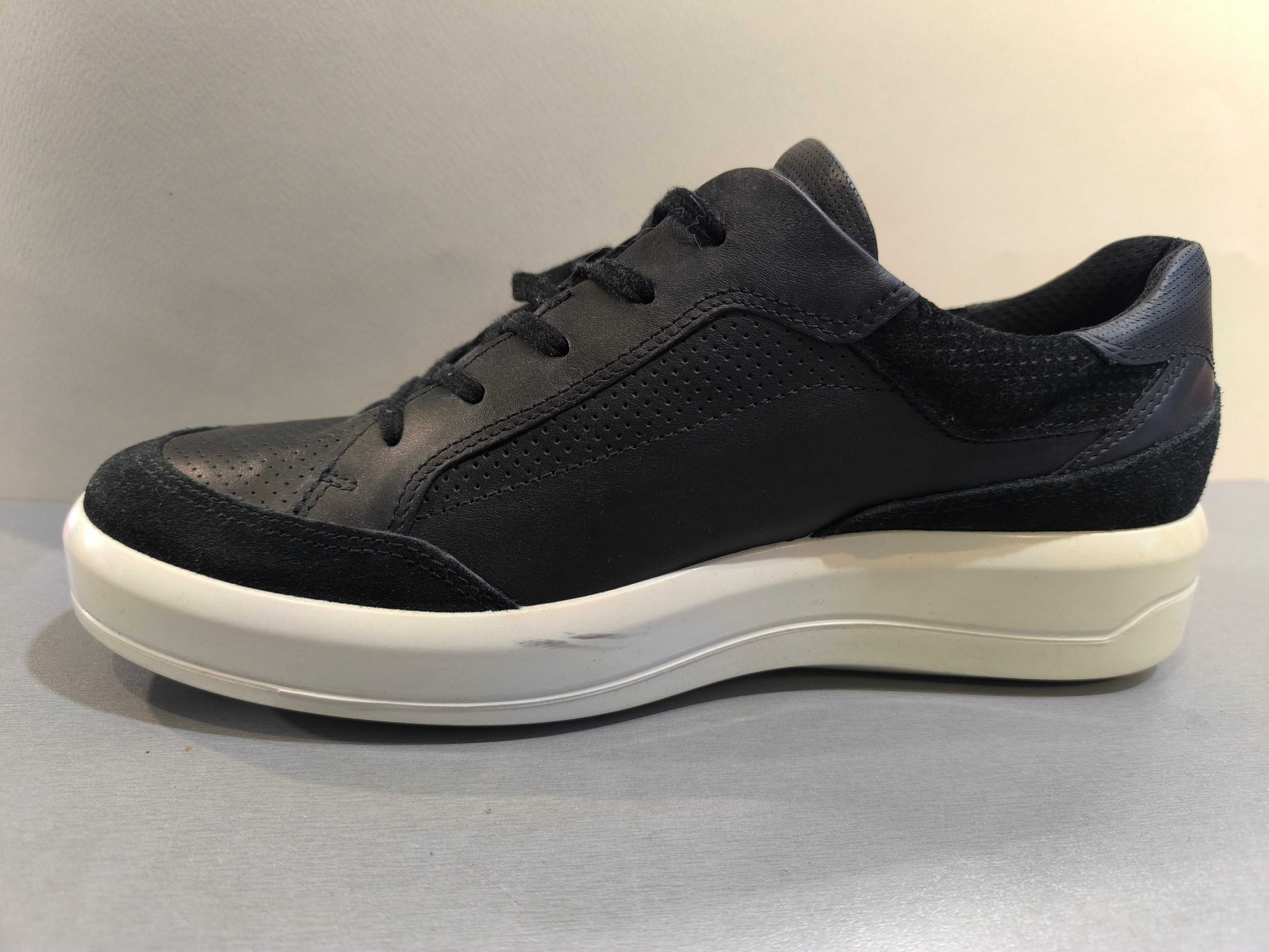 Ecco Leather N36.Дамски спортни обувки.Ест.кожа.Нови.Оригинал