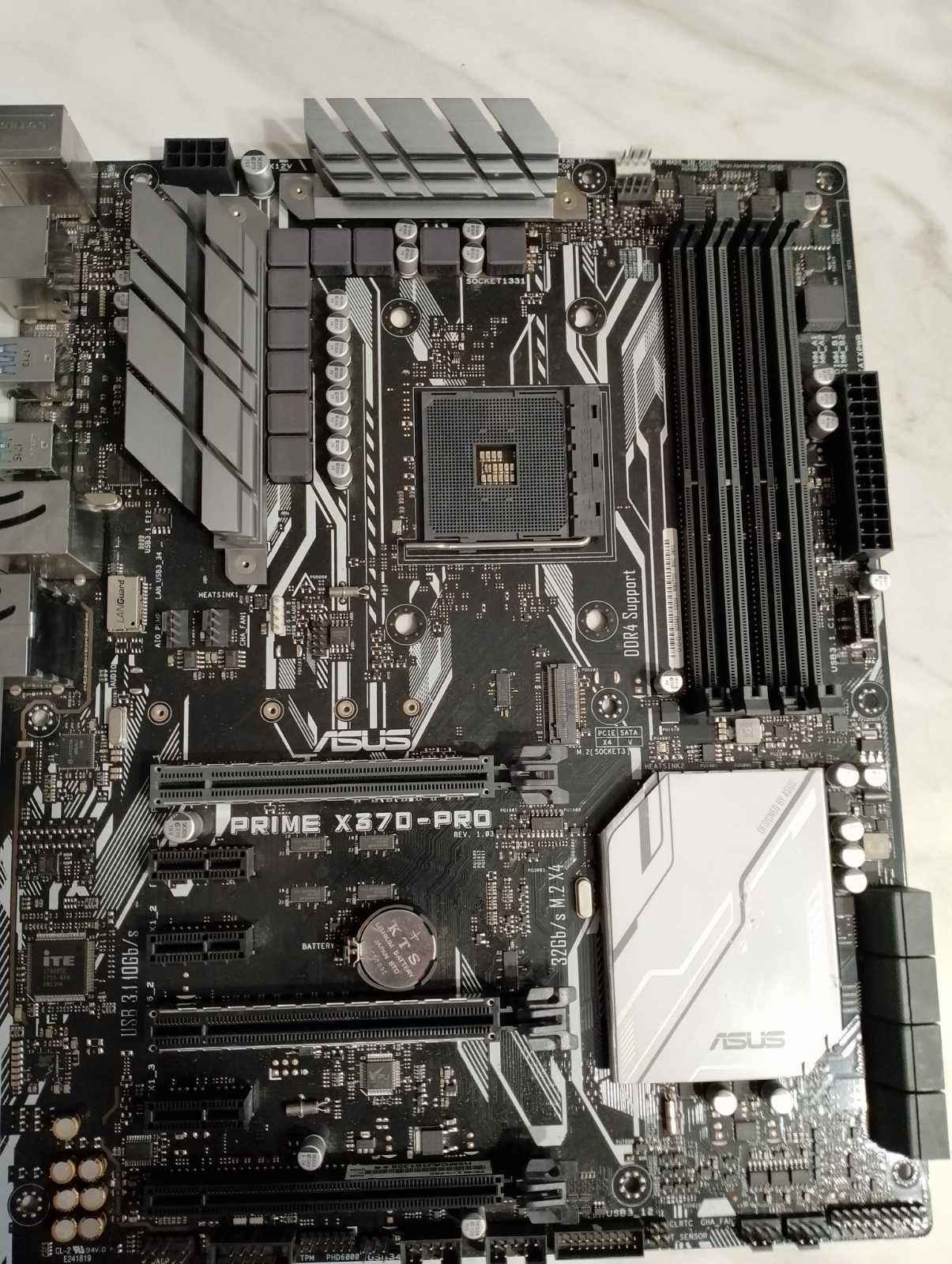 Дънна платка АМ4 ASUS PRIME X370 - PRO