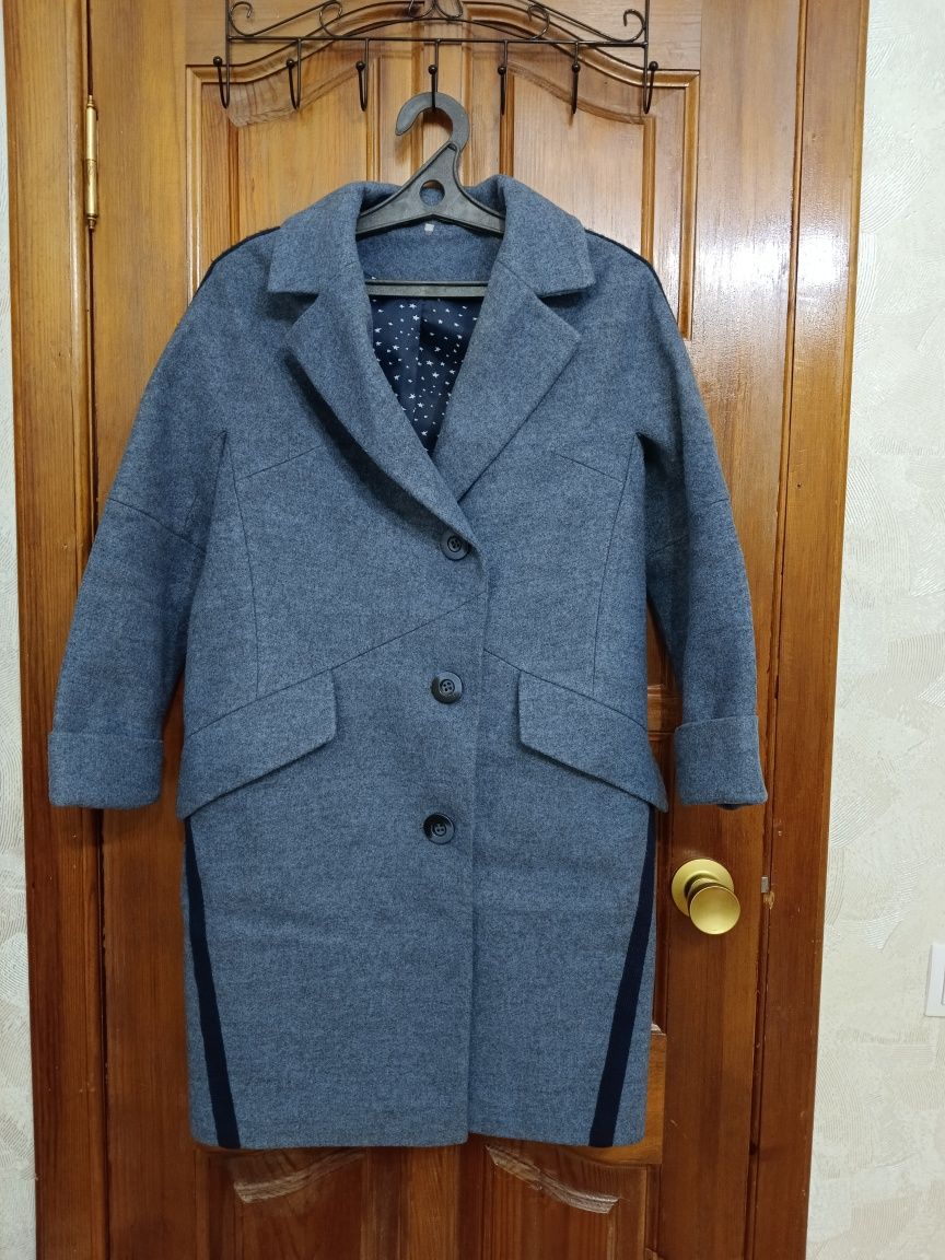 Продам женскую куртку и пальто