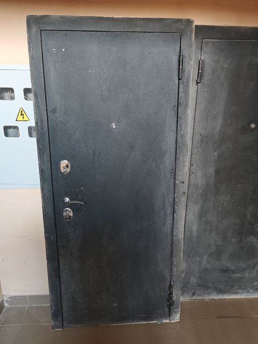 Дверь входная бу