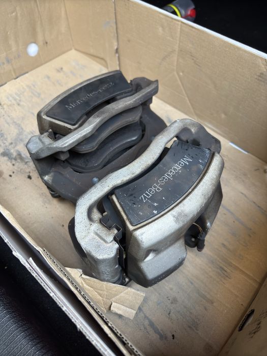 Предни спирачни апарати mercedes w204
