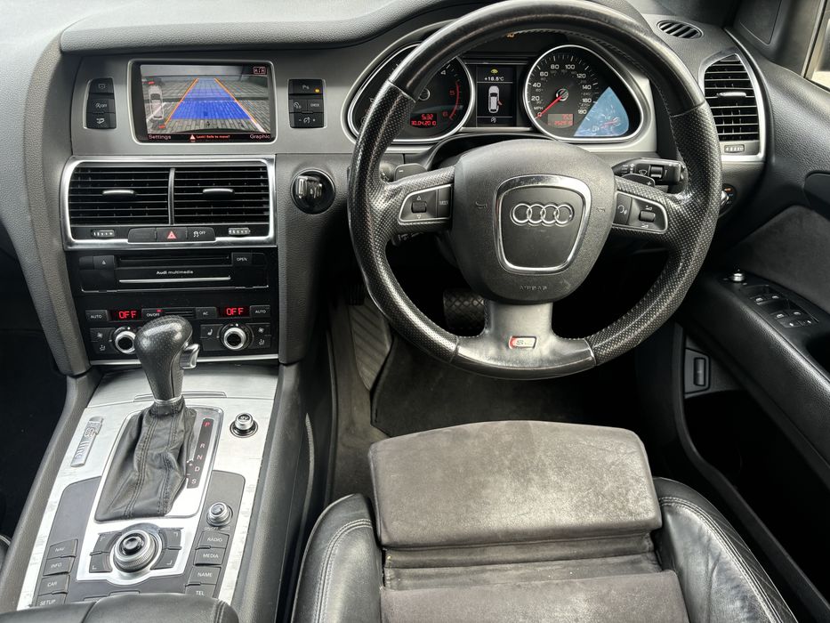 Audi Q7 3.0 TDi S-line facelift 8zf