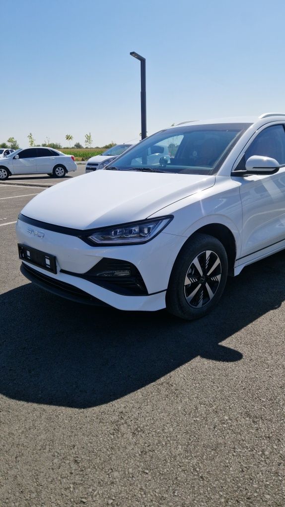 Byd e2 luxury 2023