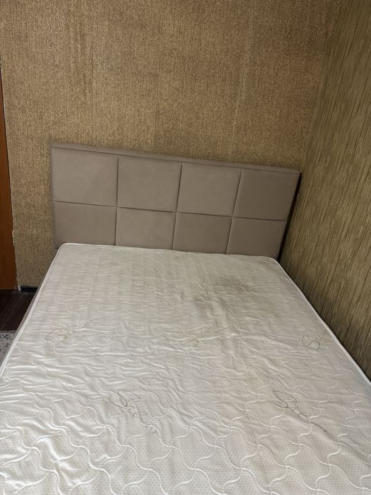 Продам кровать двуспальную