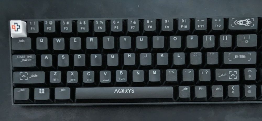 Vand tastatura aquiris mira URGENT!!