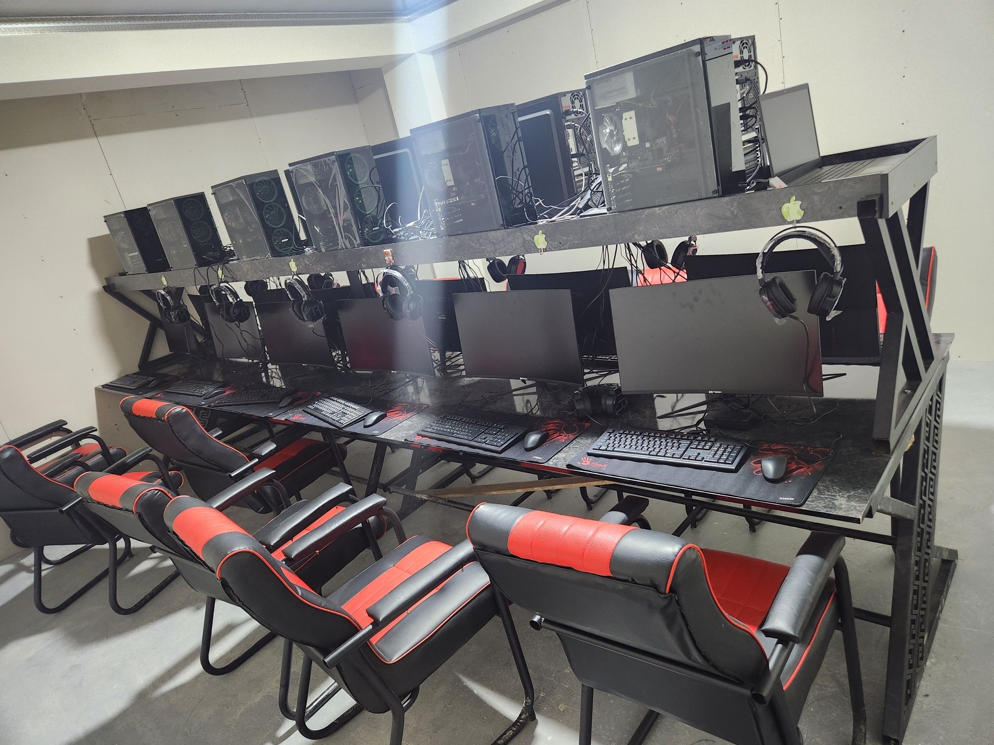 Kompyuter Xona Game Club