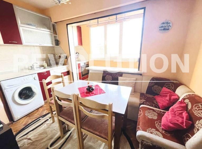 Дава се под наем Двустаен апартамент в Варна, Цветен квартал - 60 кв.м за 448.8 € - Снимка #2