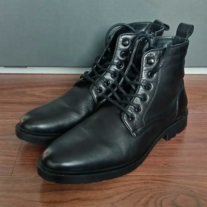 Естествена кожа мъжки ботуши размер 46 черен цвят в отлично състояние