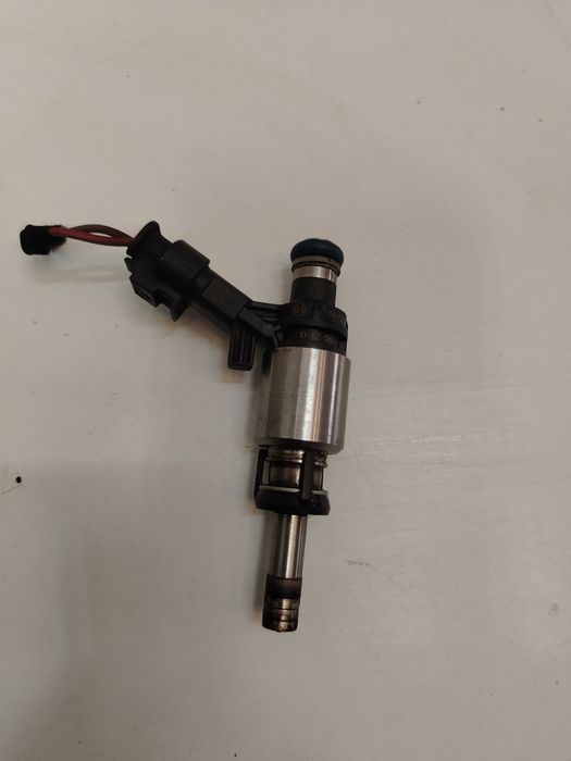 Injector injectoare 1.8 CDA CDAA TSI SUPERB PASSAT B7 GOLF 6 A3