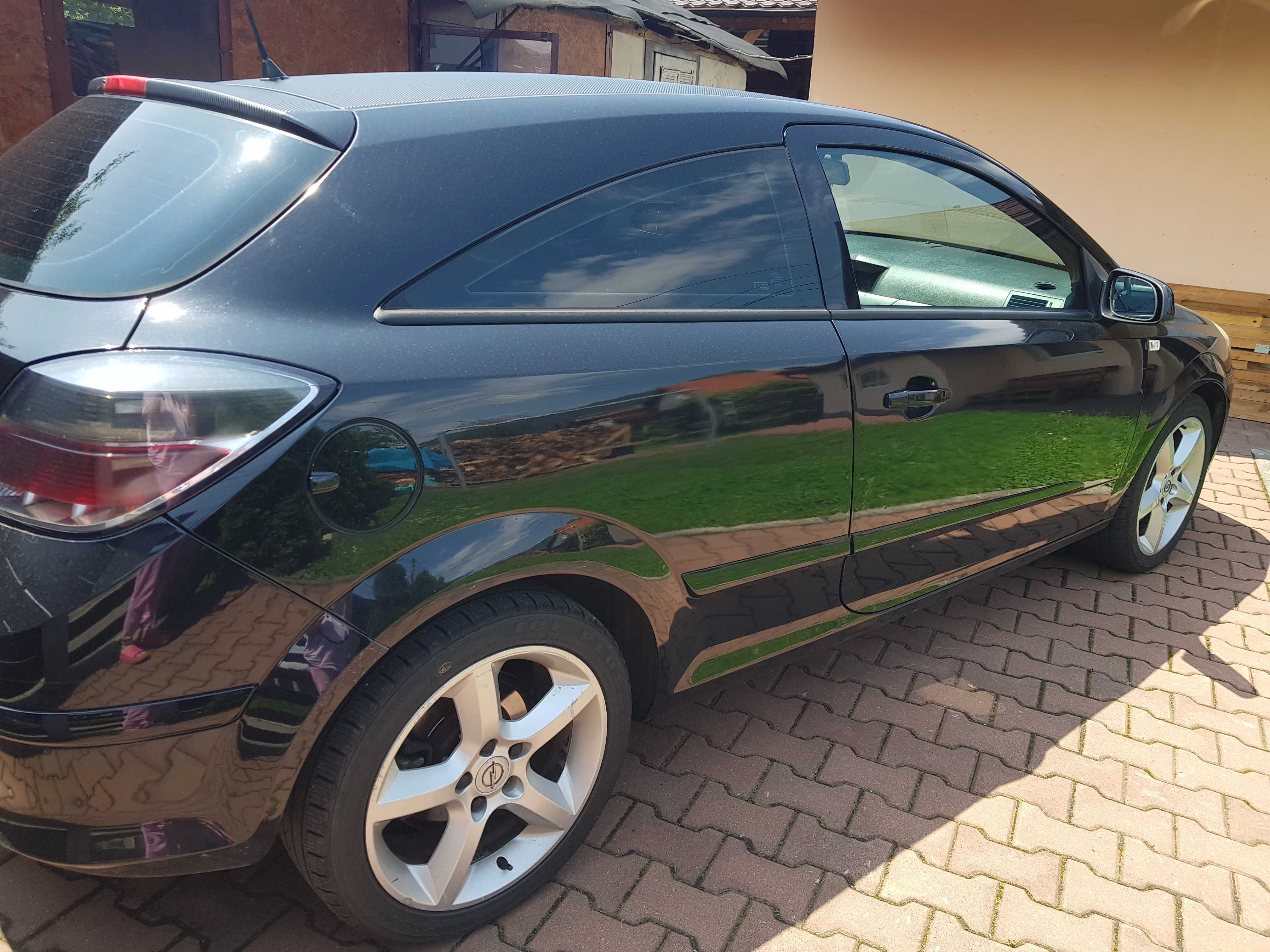 Opel Astra H 1.9 CDTI