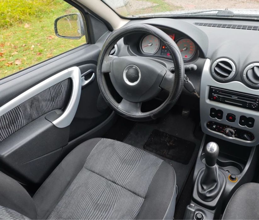 Дачия Сандеро  1.6 Газ/бензин