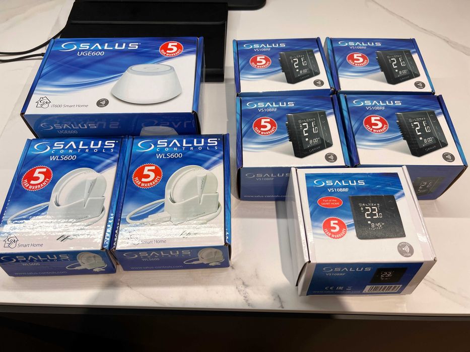 Salus Smart Home UGE600, 2x WLS600 Sensors и 5x VS10BRF Thermostats