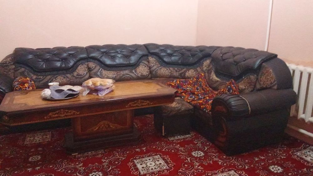 Уголок 10 кишилик холати идеал