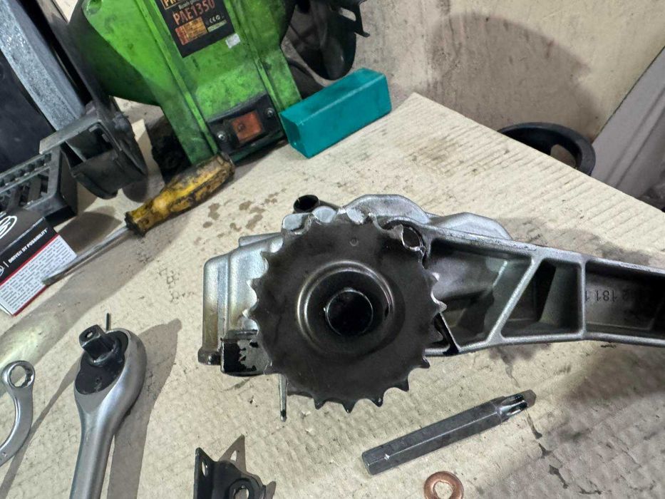 Маслена помпа за Мерцедес