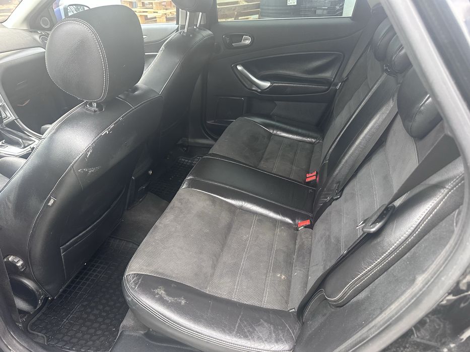Ford Mondeo 2008 – Automat, confort și fiabilitate