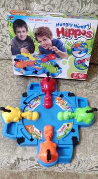 Веселая игрушка бегемотики для детей