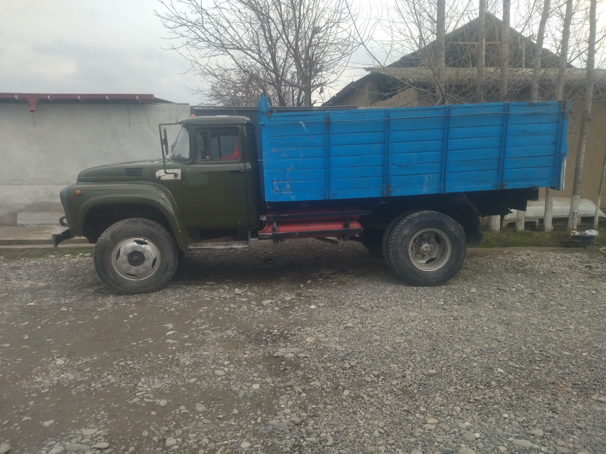 Zil 130 dakminti toza